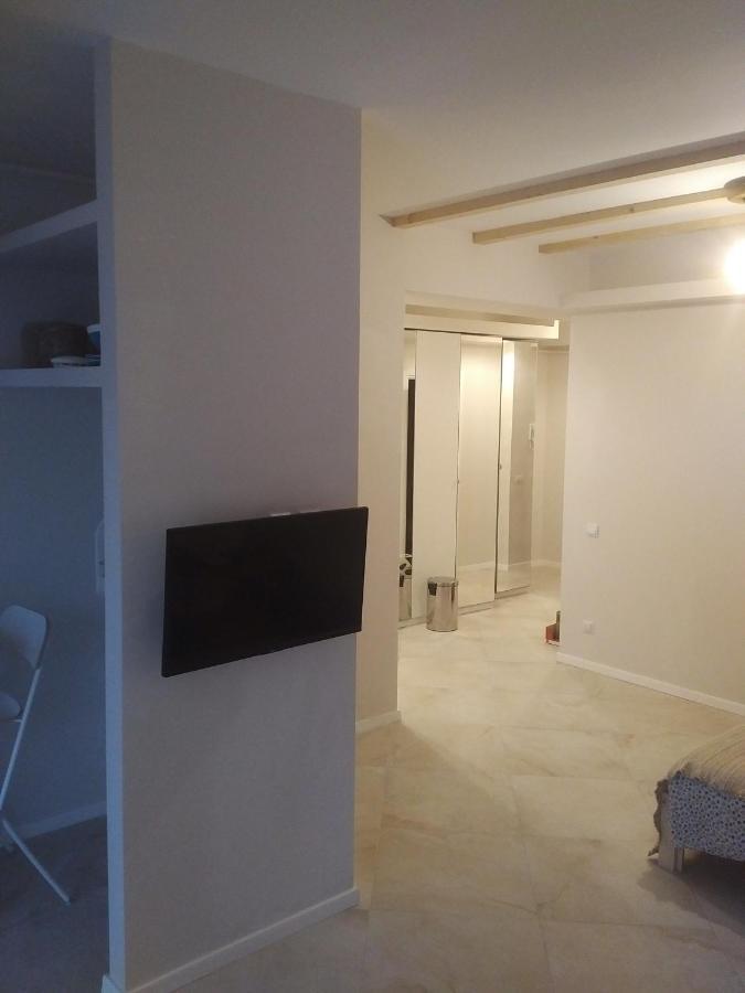 Marina Central Sunshine Studio Apartment Bucureşti Ngoại thất bức ảnh