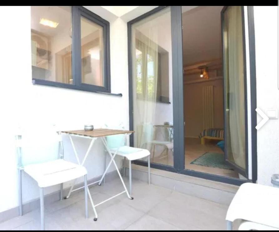 Marina Central Sunshine Studio Apartment Bucureşti Ngoại thất bức ảnh